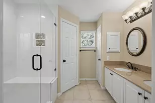 73 Scarlet Woods Ct, The Woodlands, TX 77380 - Photo 18