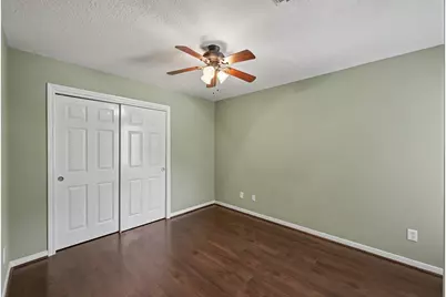 73 Scarlet Woods Court, The Woodlands, TX 77380 - Photo 22