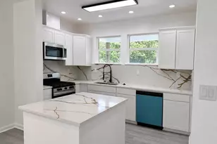 1010 Linden St, La Marque, TX 77568 - Photo 18