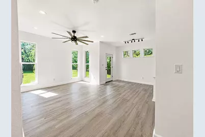 1010 Linden Street, La Marque, TX 77568 - Photo 4