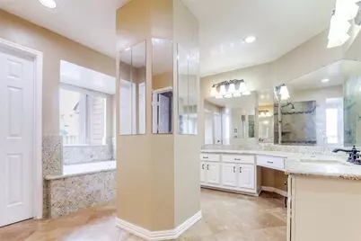 326 Dunford Court, Highlands, TX 77562 - Photo 14