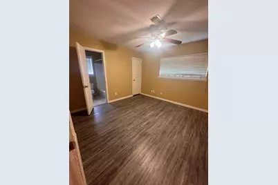 5830 Effingham Drive, Houston, TX 77035 - Photo 18