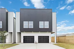 8048 Sunbury St, Houston, TX 77028 - Photo 2