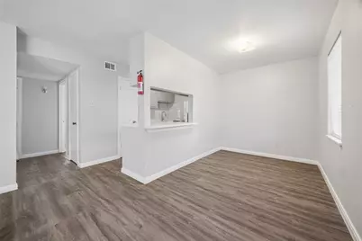 1716 Crownover Road #22, Houston, TX 77080 - Photo 4