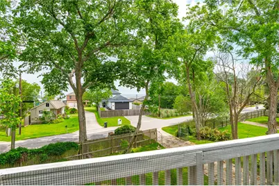 3726 Bayshore Drive, Bacliff, TX 77518 - Photo 22