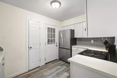 11007 White Oak Bend Drive, Houston, TX 77064 - Photo 6