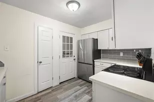11007 White Oak Bend Dr, Houston, TX 77064 - Photo 6