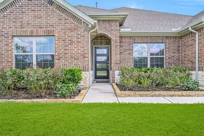 6204 Red Oak Court, League City, TX 77573 - Photo 2
