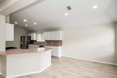 1311 Diamante Drive, Pasadena, TX 77504 - Photo 12