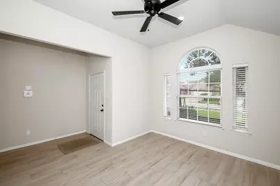 1311 Diamante Drive, Pasadena, TX 77504 - Photo 6