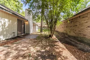 3406 Beech Point Dr, Houston, TX 77345 - Photo 20