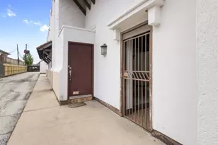 2744 Briarhurst Dr, Houston, TX 77057 - Photo 1