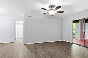 2744 Briarhurst Dr, Houston, TX 77057 - Photo 6