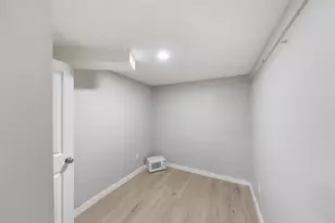 213 Caplin St, Houston, TX 77022 - Photo 14