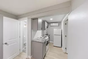 213 Caplin St, Houston, TX 77022 - Photo 10