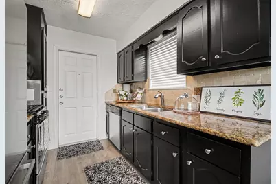 1227 Mission Drive, La Porte, TX 77571 - Photo 8