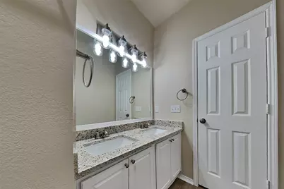 11019 Sentry Court, Houston, TX 77065 - Photo 14