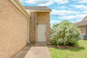 1826 Veranda Dr, West Columbia, TX 77486 - Photo 6