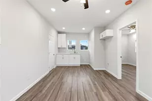 7010 Brownsville St, Houston, TX 77020 - Photo 24