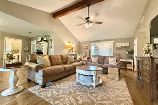 6009 Hazelwood, Orange, TX 77632 - Photo 4