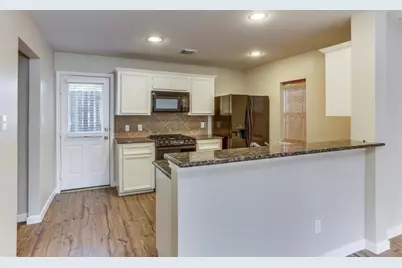 730 Redwing Place Drive, Houston, TX 77009 - Photo 6