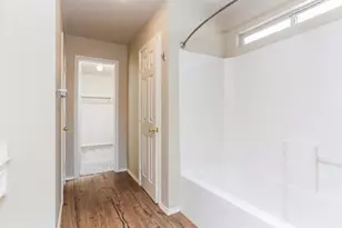 730 Redwing Pl Dr, Houston, TX 77009 - Photo 10