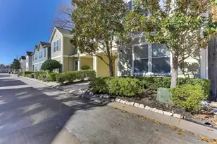 730 Redwing Pl Dr, Houston, TX 77009 - Photo 2