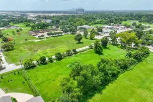 7204 Homestead Rd, Houston, TX 77028 - Photo 1