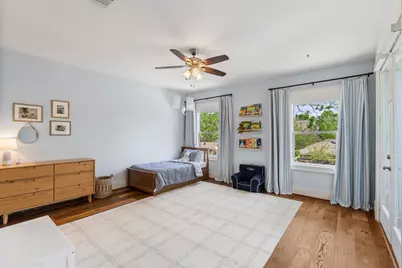 930 W 43rd Street, Houston, TX 77018 - Photo 28