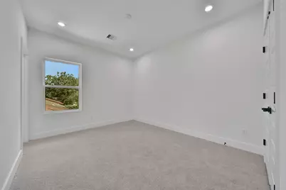 7012 Saint Augustine Street, Houston, TX 77021 - Photo 24