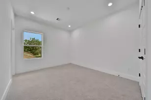 7012 St Augustine St, Houston, TX 77021 - Photo 24