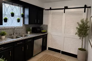 18 Barcelona Ct, Missouri City, TX 77459 - Photo 2