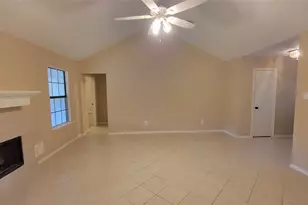 3335 Lakeland Gardens Dr, Katy, TX 77449 - Photo 6