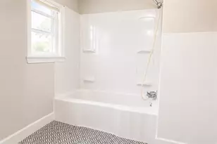 813 28th St, Orange, TX 77630 - Photo 14