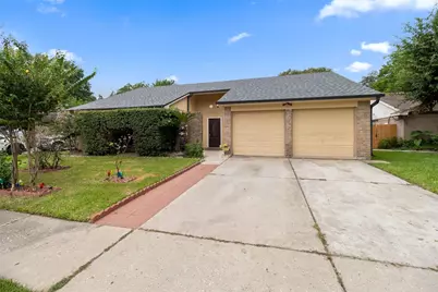 2743 Flintrock Circle, Houston, TX 77067 - Photo 2