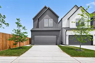 7422 Maxroy St, Houston, TX 77088 - Photo 2