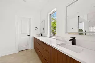 7422 Maxroy St, Houston, TX 77088 - Photo 26