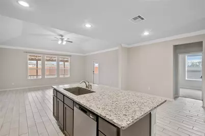 16320 Olive Sparrow Drive, Conroe, TX 77385 - Photo 10