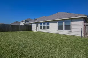 18 Leisure Shore Ct, Manvel, TX 77578 - Photo 2