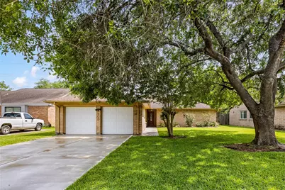 208 Driftwood Street, League City, TX 77573 - Photo 1