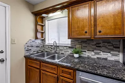 208 Driftwood Street, League City, TX 77573 - Photo 12