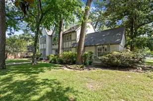 13643 Glen Erica Dr, Houston, TX 77069 - Photo 2