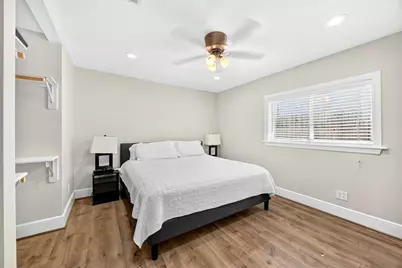 10335 Emnora Lane, Houston, TX 77043 - Photo 30
