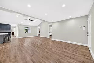 10335 Emnora Ln, Houston, TX 77043 - Photo 8