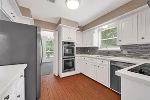 5702 Vestavia Dr, Houston, TX 77069 - Photo 12
