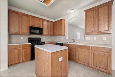 2204 Highland Crossing Drive, Conroe, TX 77304 - Photo 8