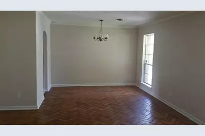 8835 Valley View Lane, Houston, TX 77074 - Photo 2