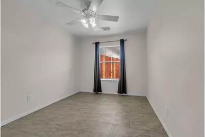10906 Cayman Mist Drive, Houston, TX 77075 - Photo 6
