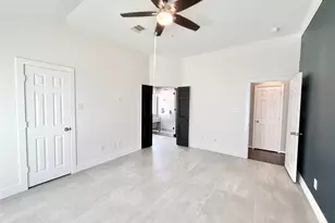 122 Long Canyon Ln, Richmond, TX 77469 - Photo 10
