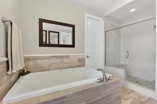 2402 Hollister Rd, Houston, TX 77080 - Photo 24